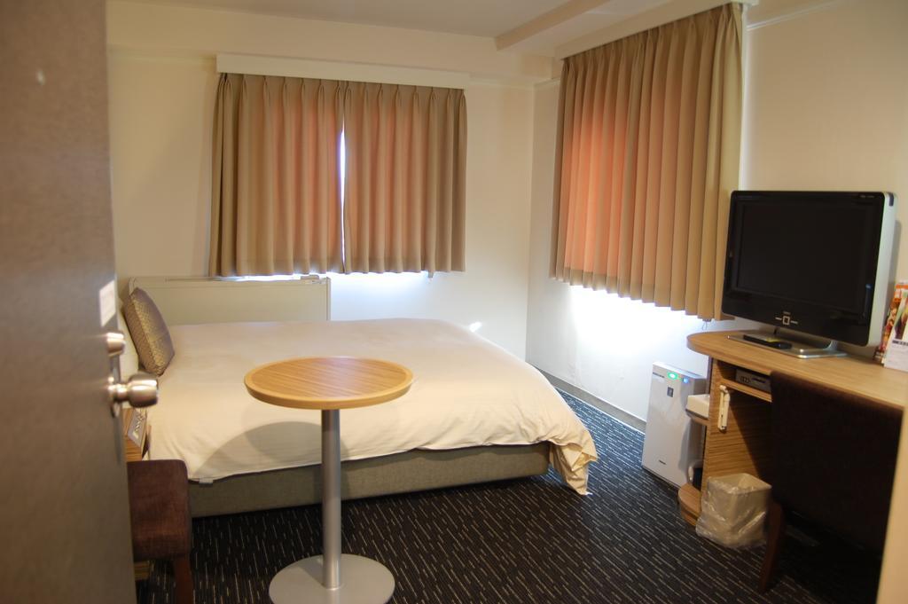 Plaza Hotel Toyota Toyota  Room photo